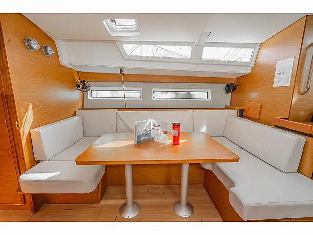 Sun Odyssey 490 4 cabins - [Internal image]