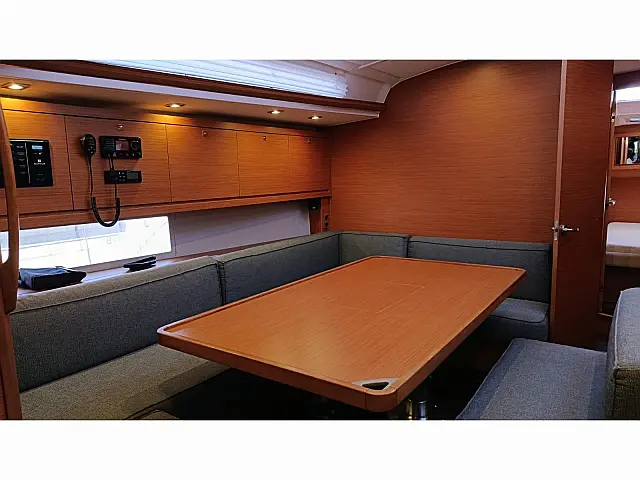 Dufour 470 - [Internal image]
