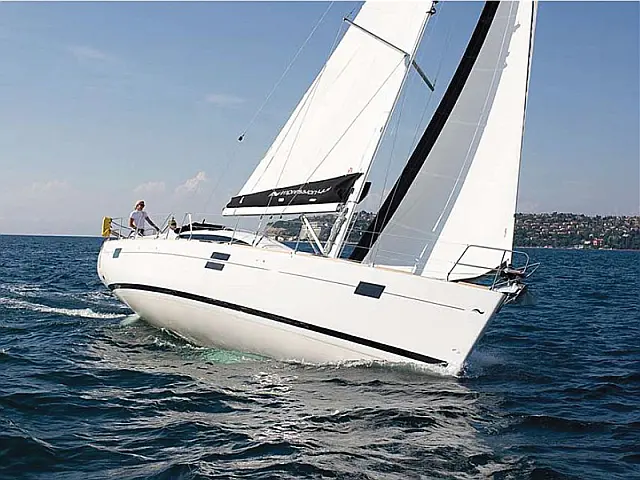 Elan 444 Impression - [External image]