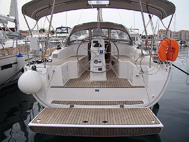 Bavaria 33 Cruiser - [External image]