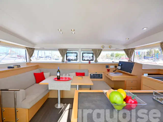 Lagoon 400 S2. - [Internal image]