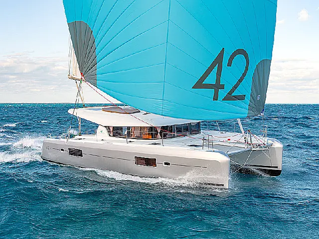 Lagoon 42 (4 Dbl / 2 singles 12) - [External image]