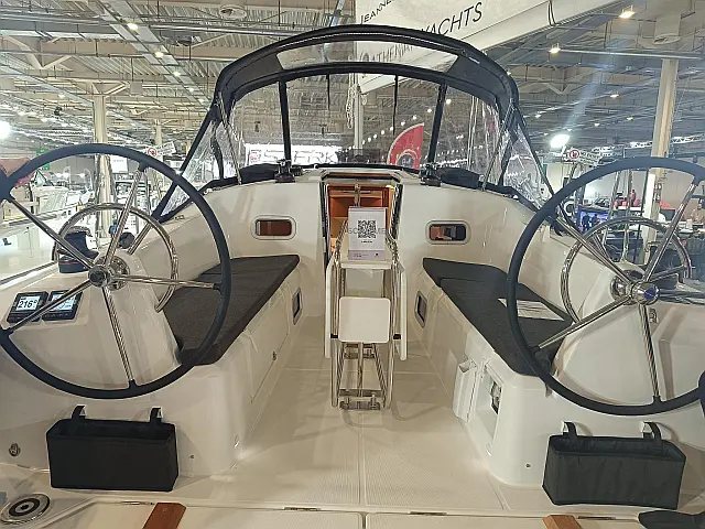 Sun Odyssey 350 - [External image]