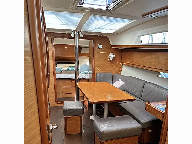 Dufour 382 Grand Large - [Internal image]