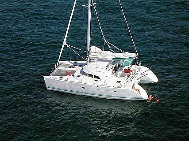 Lagoon 380 - [External image]