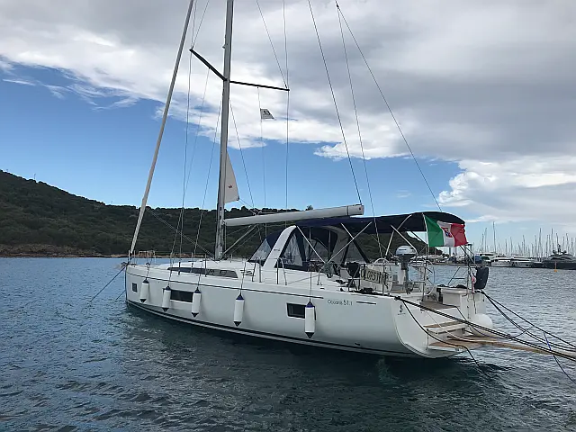 Oceanis 51.1 - [External image]