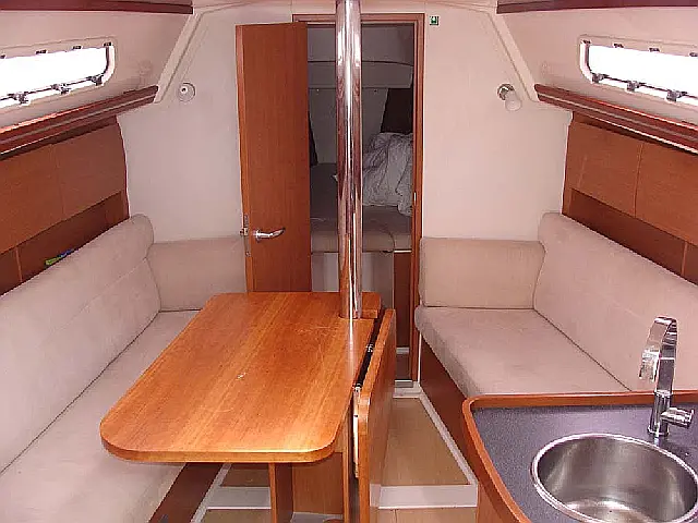 Hanse 325 - [Internal image]