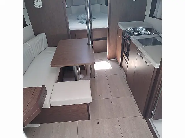 Oceanis 38.1 7 Personen - [Internal image]