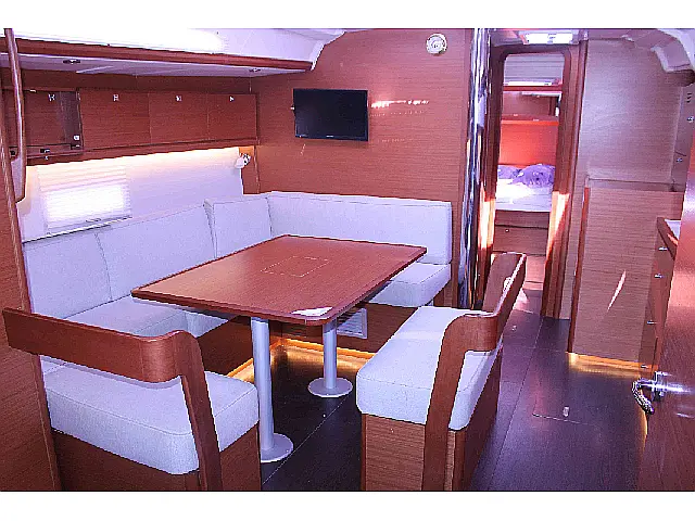 Dufour 430 Grand Large - [Internal image]