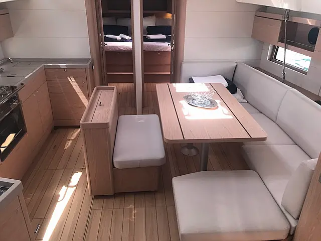 Oceanis 46.1 (5 cab) - [Internal image]