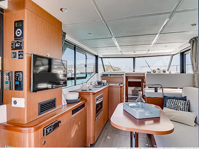 Beneteau Swift Trawler 30 - [Internal image]