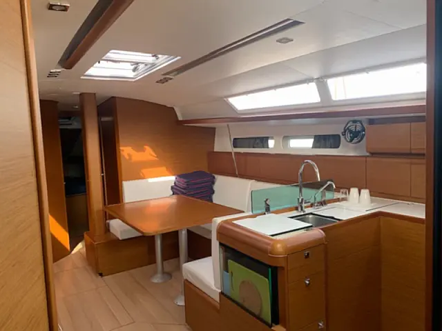 Sun Odyssey 449 - [Internal image]