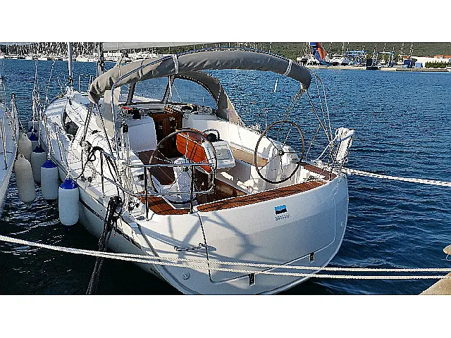 Bavaria Cruiser 37 - [External image]