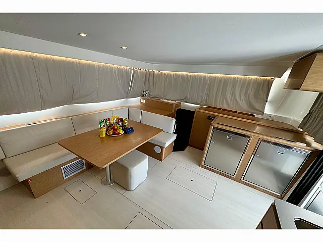 Excess 14 - [Internal image]