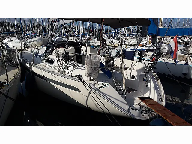 Bavaria 32 Holiday - [External image]