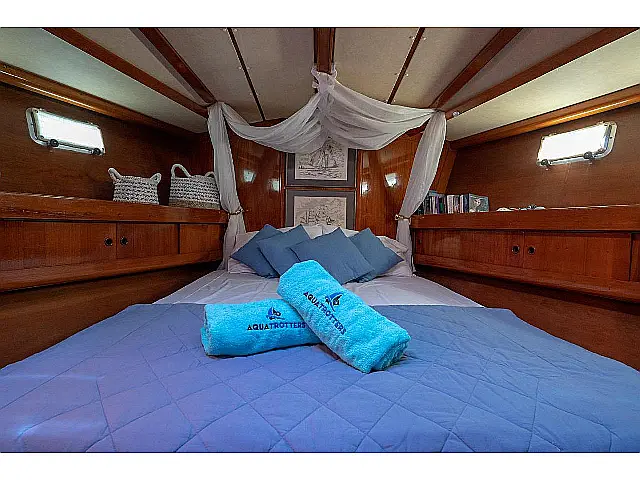 Sun Odyssey 51 - [Internal image]