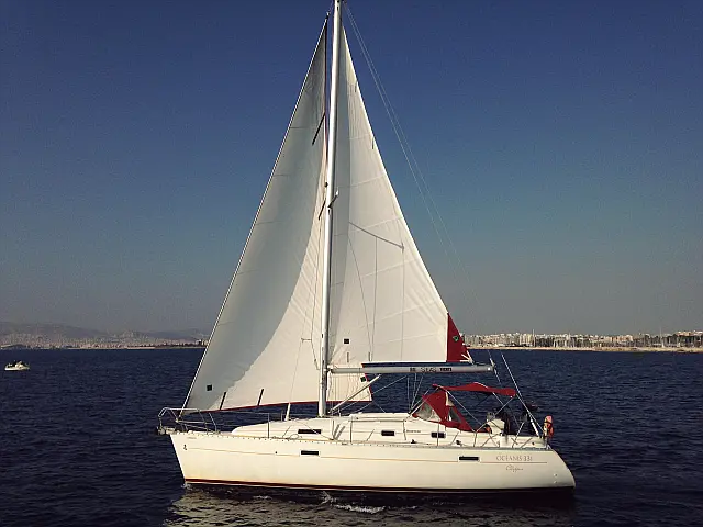 Oceanis 331 - [External image]