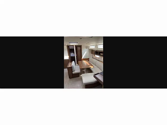 Beneteau - [Internal image]