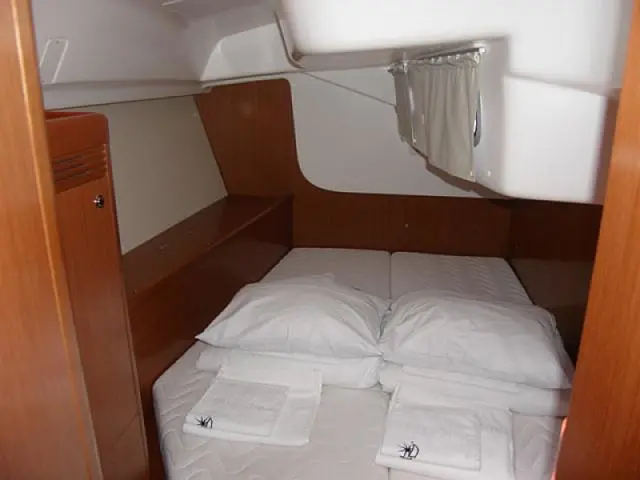 Oceanis 43 - [Internal image]