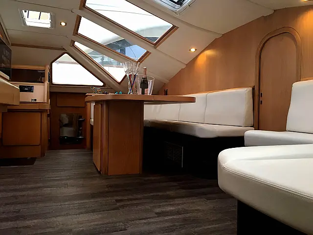 Privilege 51 - [Internal image]