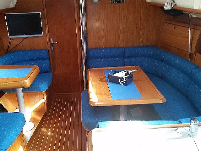 Sun Odyssey 40 - [Internal image]