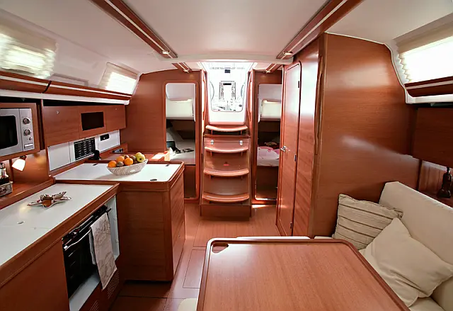 Dufour 375 GL - [Internal image]