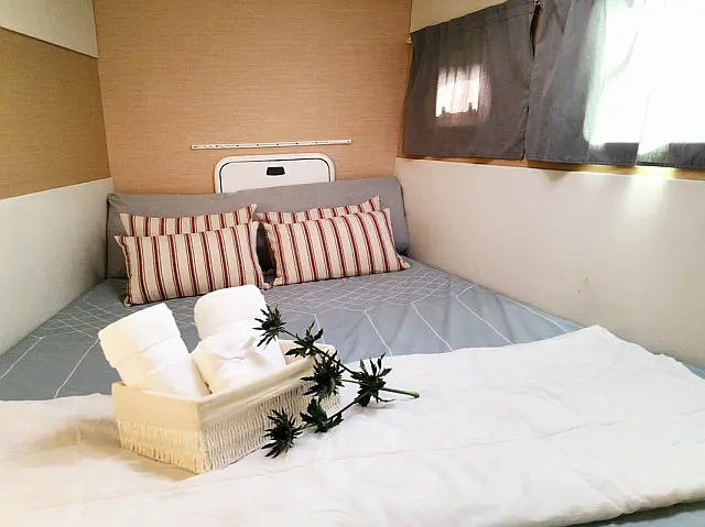 Lagoon 400 - [Internal image]