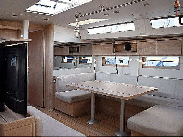 Oceanis 51.1 - [Internal image]