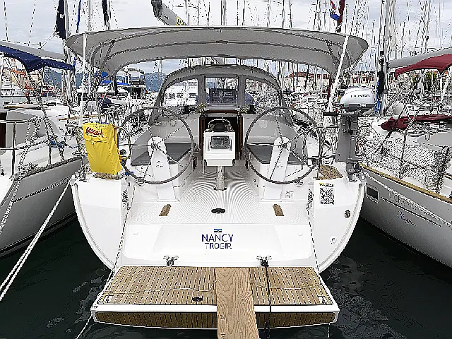 Bavaria Cruiser 37 - [External image]