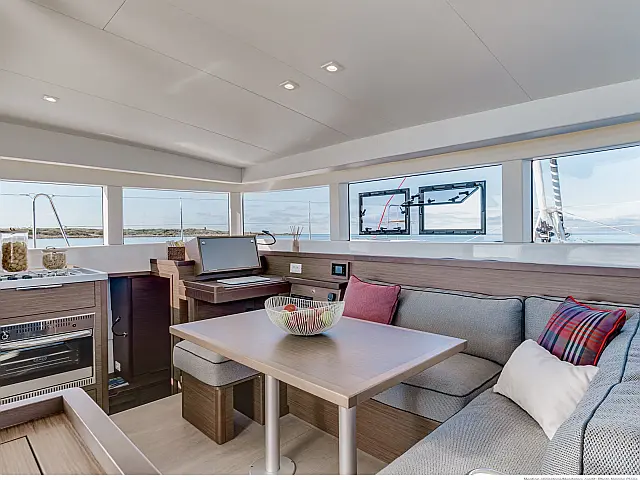 Lagoon 40 - [Internal image]
