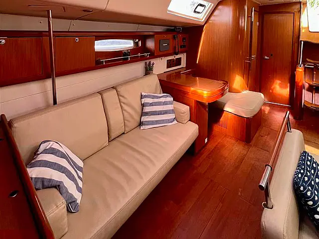 Oceanis 54 - [Internal image]