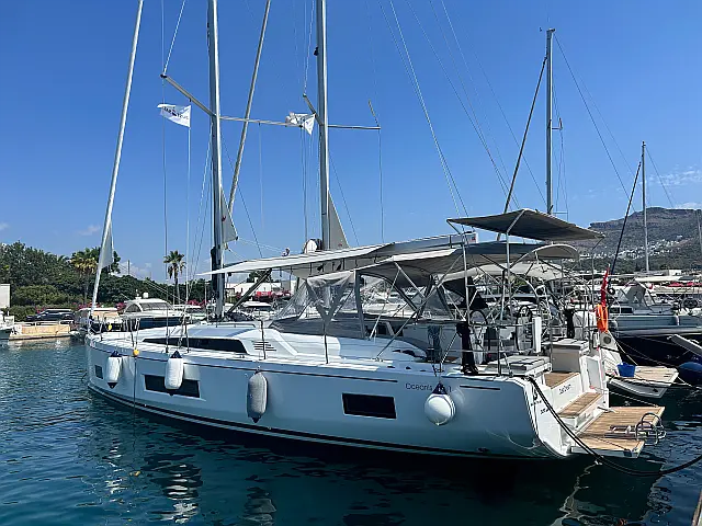 Oceanis 46.1 - [External image]