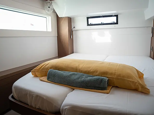 Lagoon 46  - [Internal image]