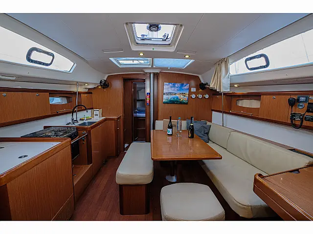 Oceanis 43 - [Internal image]