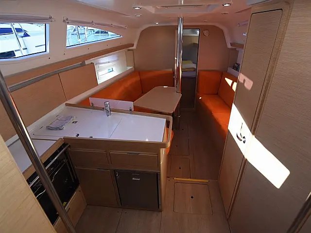 Elan 35 Impression - [Internal image]