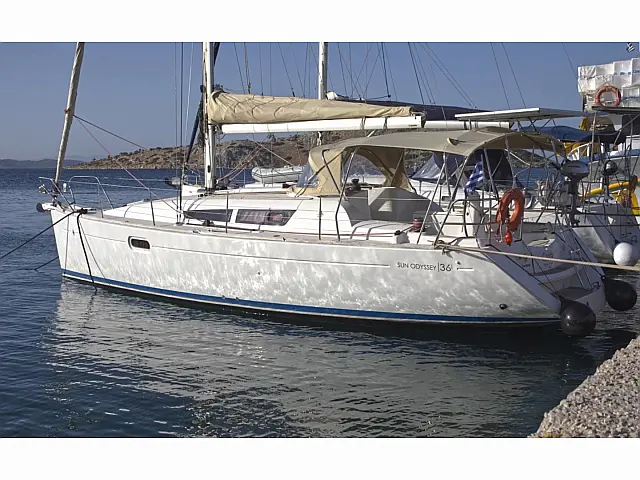 Sun Odyssey 36i - [External image]