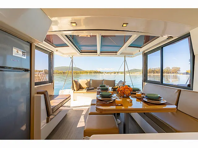 Bali 4.1 - [Internal image]