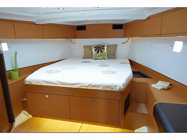 Sun Odyssey 519 - [Internal image]