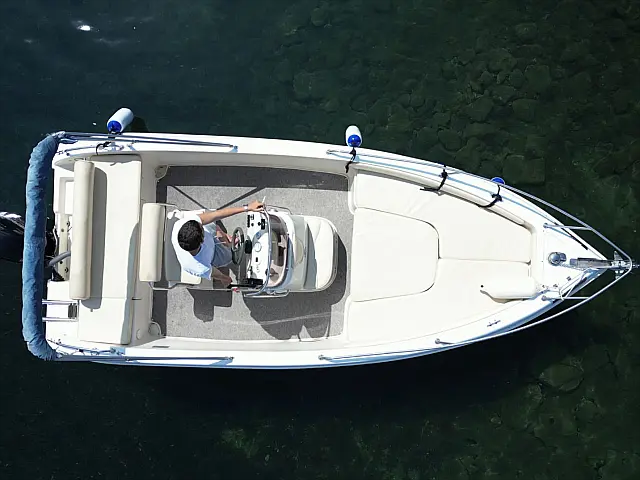 Bellingardo 550 Sea Ghost  - [Layout image]