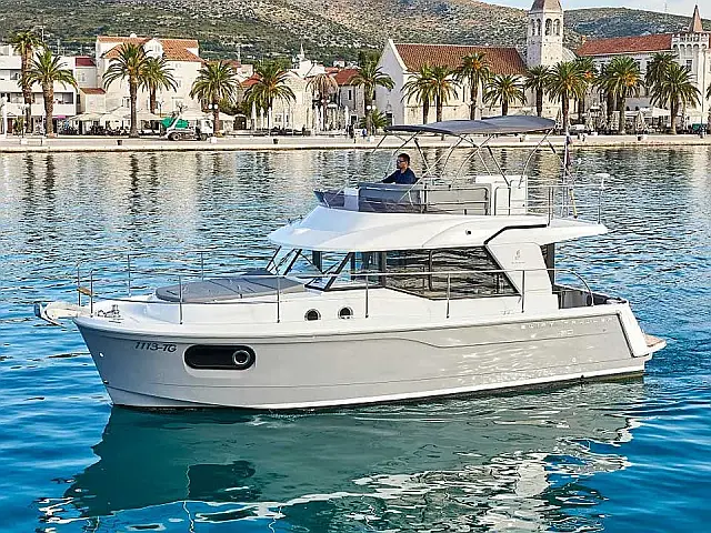 Swift Trawler 30 - [External image]