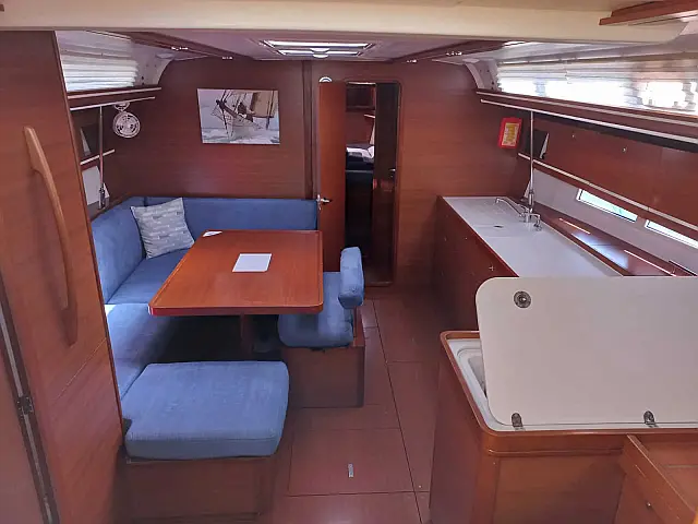 Dufour 450 Grand Large - [Internal image]