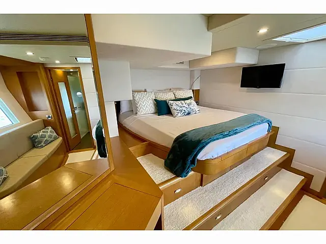 Serenity 64 LUXE - [Internal image]