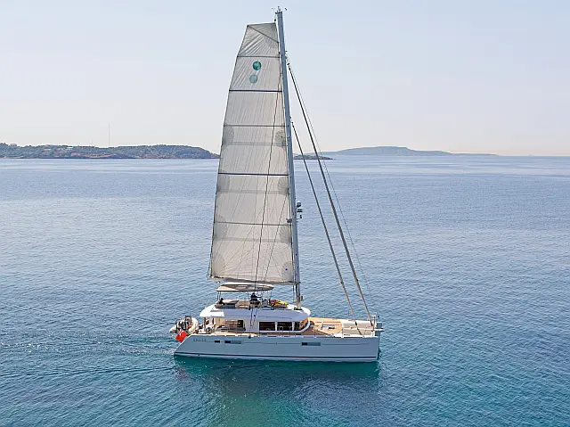 Lagoon 560 - [External image]