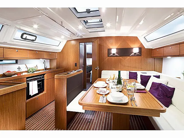 Bavaria 46 BT '15 - [Internal image]