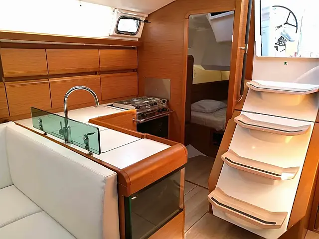 Sun Odyssey 449 - [Internal image]