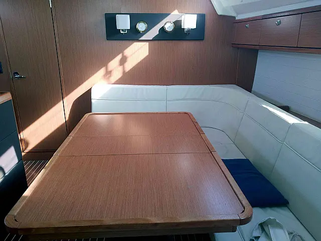 Bavaria Cruiser 46 - [Internal image]