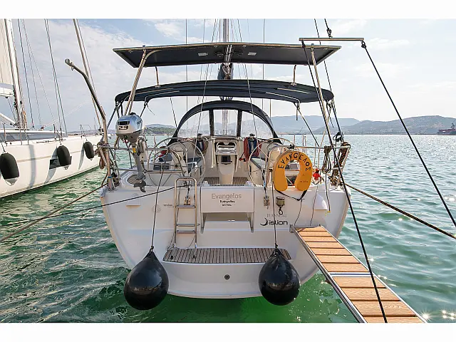 Sun Odyssey 43  - [External image]