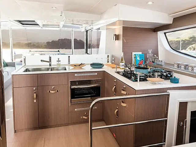 Bali 4.6 FULL EQUIPE  - [Internal image]