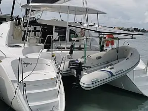 Lagoon 380 (4 cab.) - Corsica / Propriano / Port of Propriano