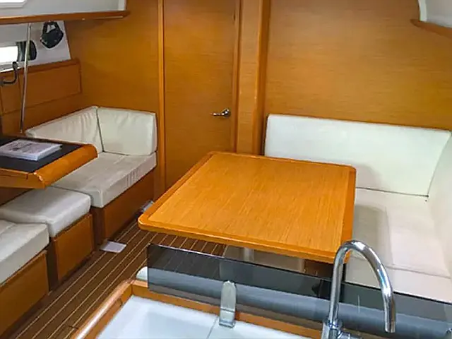Sun Odyssey 409 (3 cab.) - [Internal image]